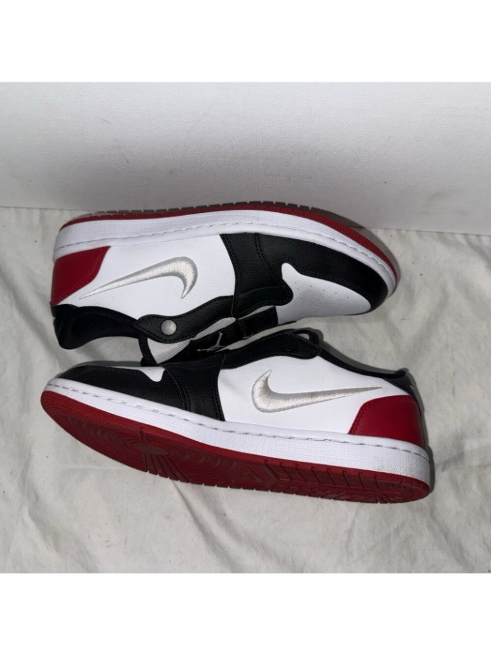 Nike Air Jordan 1 Low EasyOn Black Toe AV3918-102 Women’s Size 8.5 - Picture 6 of 9
